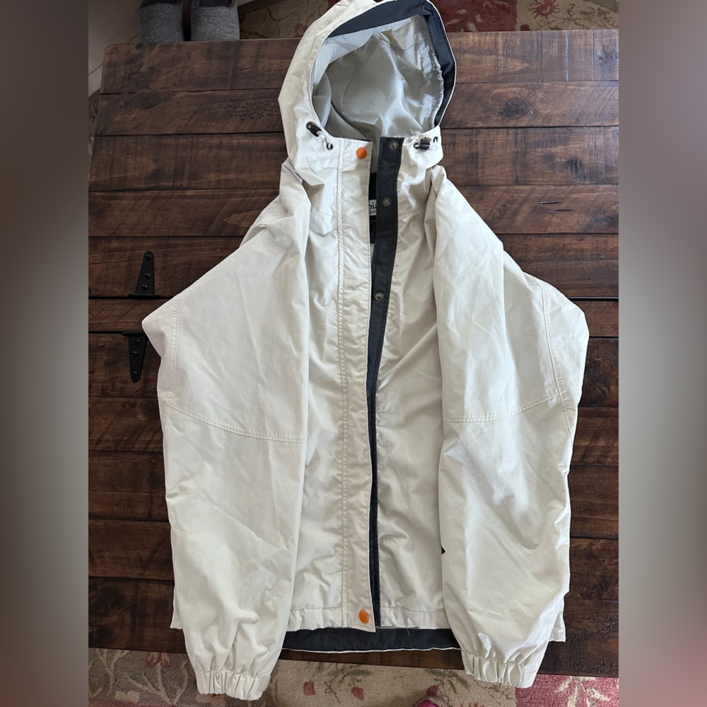 Columbia rain jacket size small